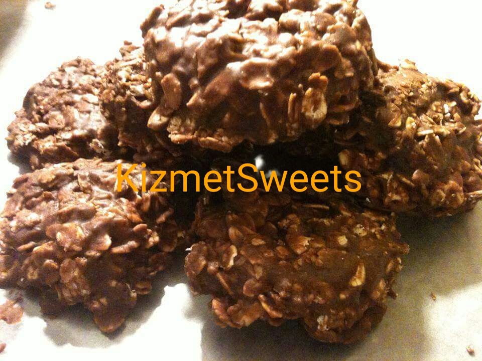 No-Bake Cookies – Baker’s Dozen (13 Cookies)